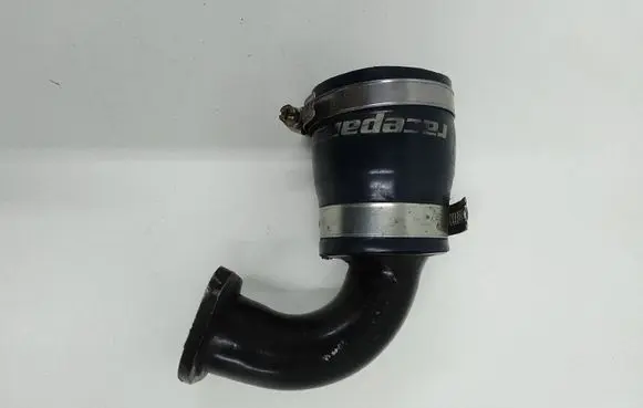 Opel Insignia A Turbo air intake inlet pipe/hose 