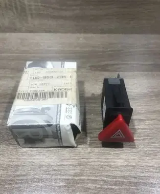 Citroen Xsara Picasso Hazard light switch 1U0953235E