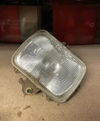 Mazda 323 F Headlight/headlamp 02104R20 7R0131220