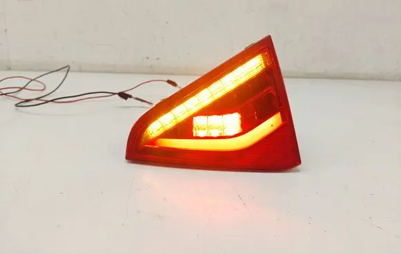 Audi A5 Sportback 8TA Tailgate rear/tail lights 8T0945094C