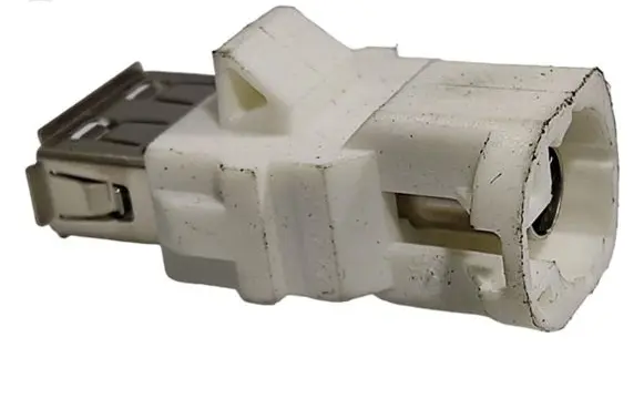 BMW 3 F30 F35 F31 USB socket connector 84109390501 025413