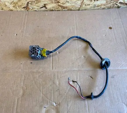 Mercedes-Benz E W124 Heater blower motor/fan resistor