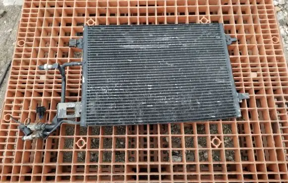 Audi A4 S4 B5 8D A/C cooling radiator (condenser) 4B0260401B 4BO260401B R134A