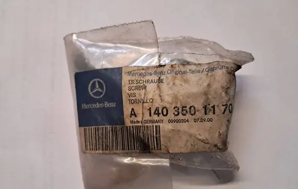 Mercedes-Benz S W140 Rear control arm 1403501170