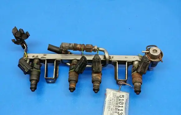 Volkswagen PASSAT B5.5 Fuel main line pipe 06B133313M