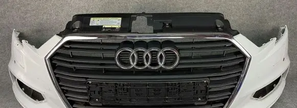 Audi A3 S3 8V Front bumper upper radiator grill 8V5