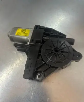 Volvo V70 Rear door window regulator motor WR12720 966264102 150922