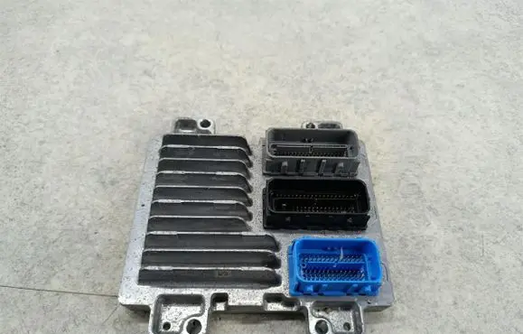Opel Mokka X Engine control unit/module ECU 1268577612668986