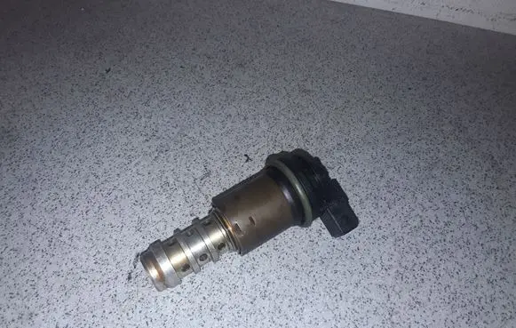 BMW 7 E65 E66 Camshaft vanos timing valve 11361707323 1707323