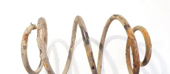 Chrysler Voyager Front coil spring 