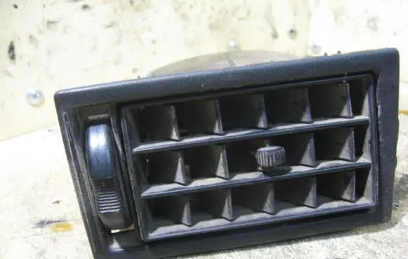 Volkswagen Transporter - Caravelle T4 Dashboard side air vent grill/cover trim 701819701