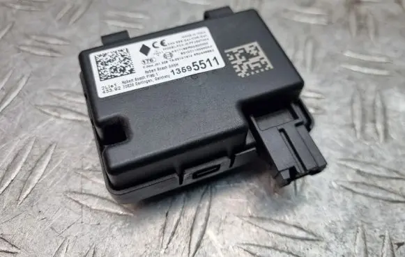 Opel Astra K Door central lock control unit/module 13595511