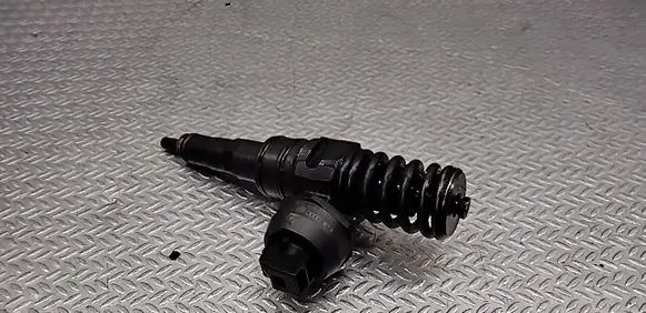 Seat Altea Fuel injector 038130073AG
