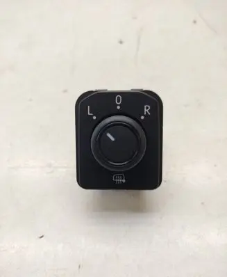 Volkswagen PASSAT B8 Wing mirror switch 3G0959565