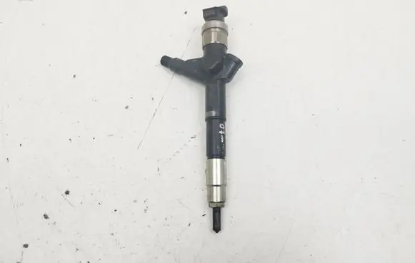 Nissan Navara D40 Fuel injector 16600EB300 08G13023