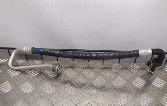 Toyota Prius (XW30) Air conditioning (A/C) pipe/hose TT11HP
