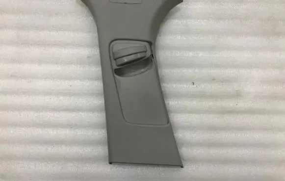 Ford Mondeo MK IV (B) pillar trim (bottom) 7S71-A24583