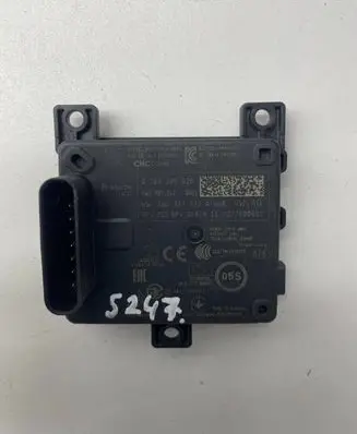 Volkswagen Golf VIII Distronic sensor radar 0203305626 5WA907561 5WA907572A