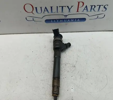 Nissan X-Trail T32 Fuel injector 0445110546