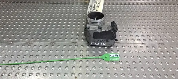 Audi A6 S6 C6 4F Throttle body valve 4E0145950H