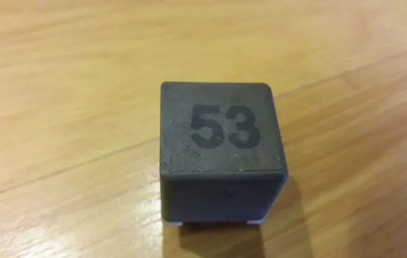 Volkswagen PASSAT B5.5 Coolant fan relay 141951253B