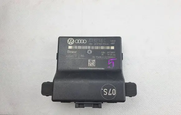 Volkswagen Golf V Gateway control module 3C0907530C 3C0907951A 402063TF