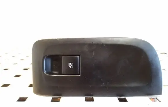 Opel Zafira C Electric window control switch 13301886