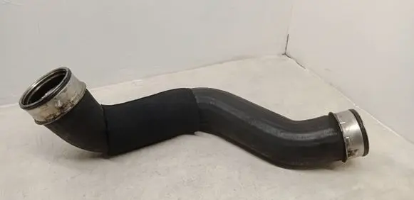 Mercedes-Benz CLS C219 Intercooler hose/pipe