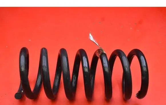 Ford Mondeo MK I Rear coil spring 