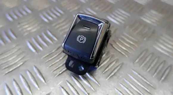 Nissan Qashqai Hand parking brake switch 243824BA2A