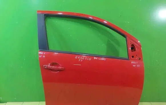 Toyota Aygo AB40 Front door PRZOD PRAWE