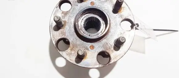 Lexus IS 220D-250-350 Rear wheel hub