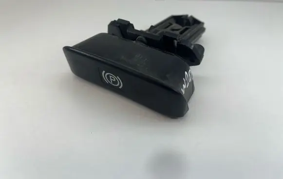 Mercedes-Benz C W203 Hand brake release handle 2034270620