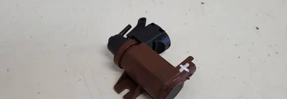 Volvo V50 Turbo solenoid valve 6G9Q9E882CA