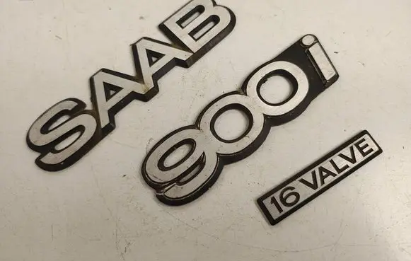Saab 900 CD Rear door emblem/model letters 9280173 9223207 9294059