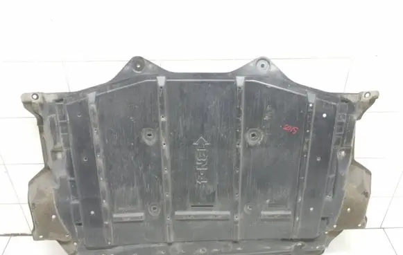 Nissan Leaf I (ZE0) Center/middle under tray cover 748n33nl0a
