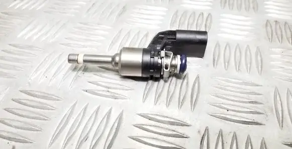 Skoda Octavia Mk2 (1Z) Fuel injector 0617A 01443M