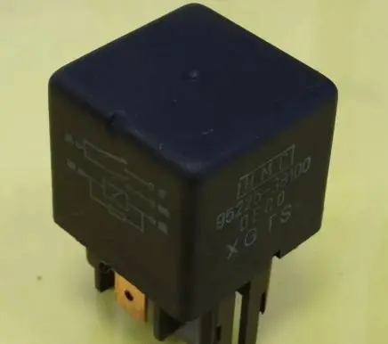 Hyundai Sonata Other relay 95225-38100 9522538100