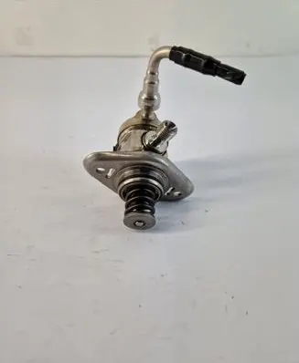 Ford Puma Fuel injection high pressure pump H6BG9D376AB