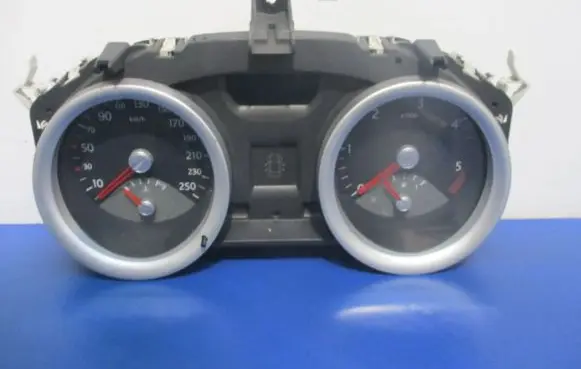 Renault Megane II Speedometer (instrument cluster) 8200462283