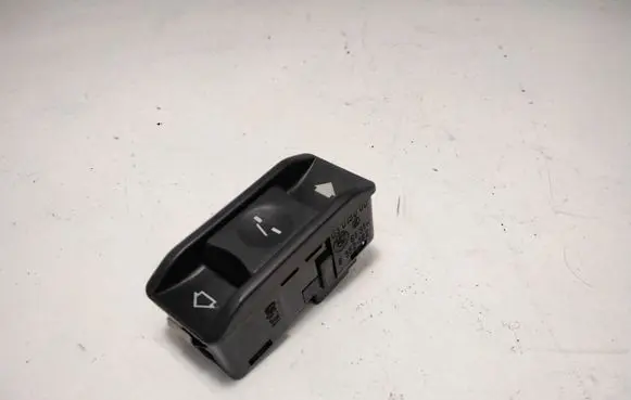 BMW 5 E39 Sunroof switch 03015000