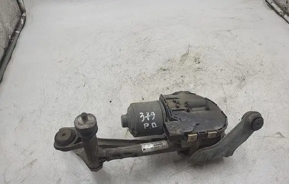 Seat Leon (1P) Front wiper linkage and motor 1P0955024