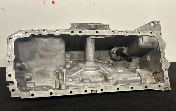 BMW X5 E70 Oil sump 7590631