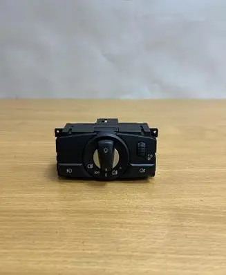 BMW X5 E70 Light switch 913472602 D4907
