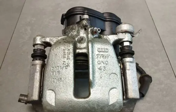 Audi A7 S7 4G Rear brake caliper 4G5AE