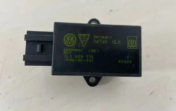 Volkswagen Touareg I Seat heating relay 7L0959772