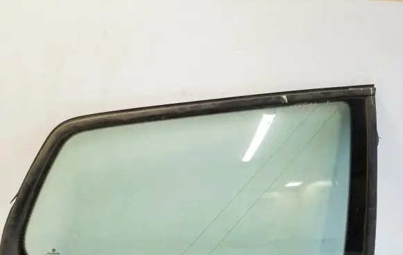 Volkswagen PASSAT B6 Rear side window 43R00021 E000190