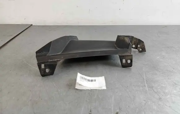Audi A4 S4 B9 8W Intercooler air guide/duct channel 8w0121763m
