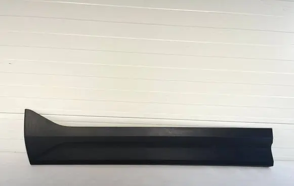 Volvo XC40 Front door trim (molding) 31448316