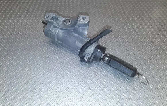 Volkswagen Golf IV Ignition lock 4B0905851C